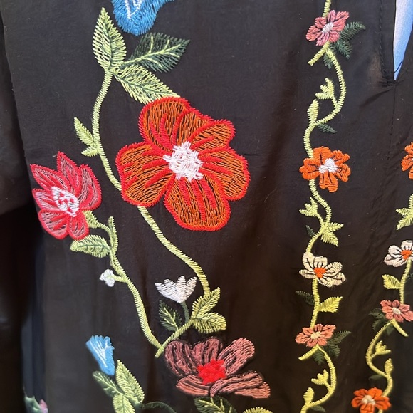 Zara Floral Embroidered Black Swing Dress Size Medium - Picture 7 of 8